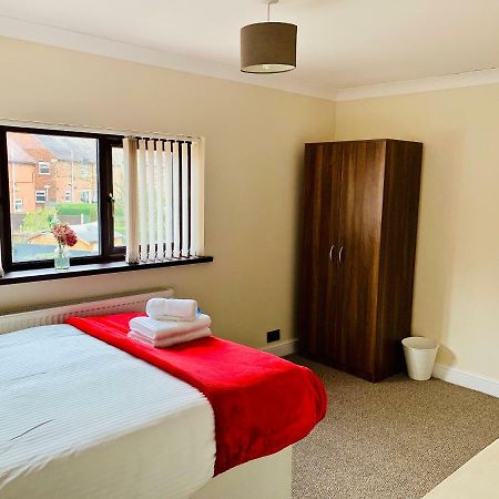 Housefield 1 Apartment Bucknall  Екстериор снимка
