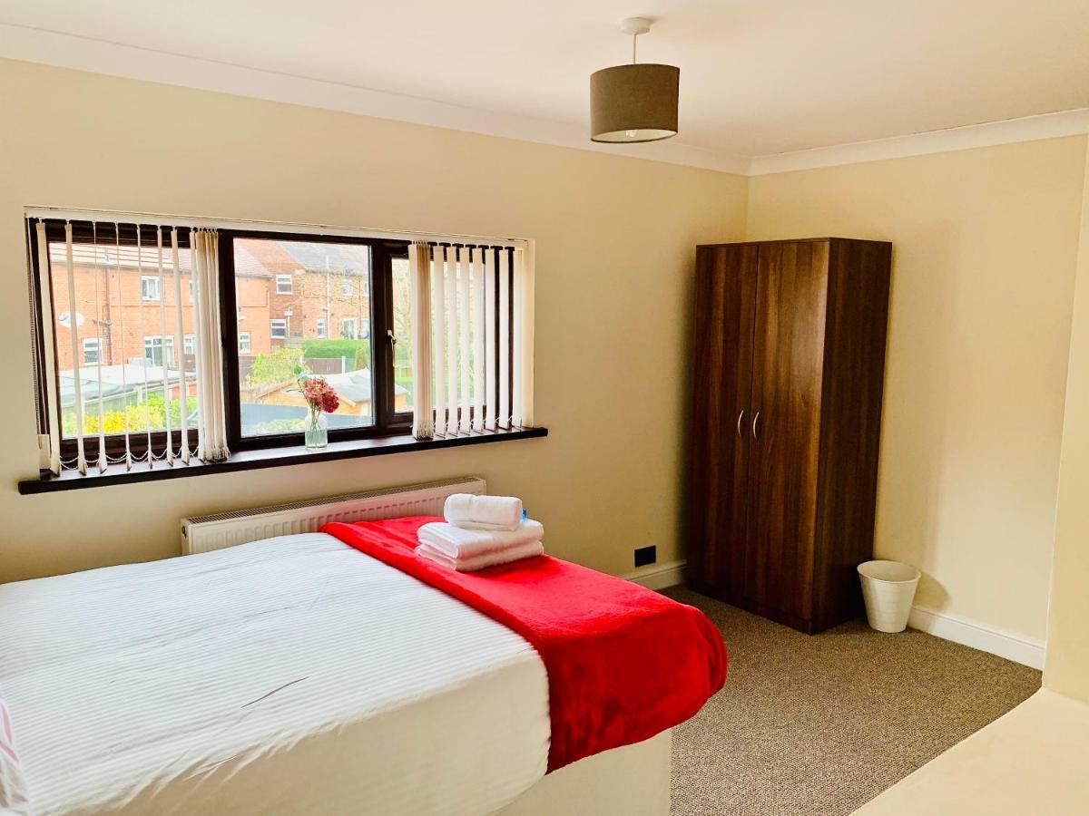 Housefield 1 Apartment Bucknall  Екстериор снимка