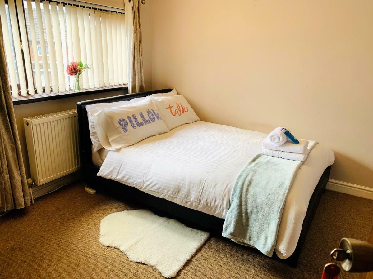 Housefield 1 Apartment Bucknall  Екстериор снимка